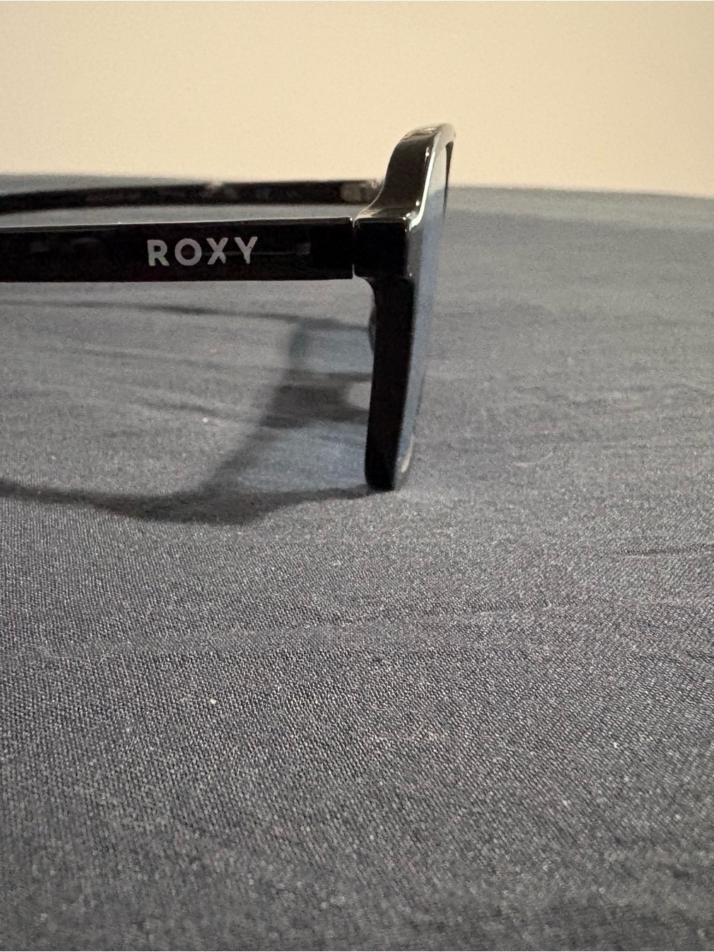 Roxy Men's Gloss Black Sunglasses with White Logo